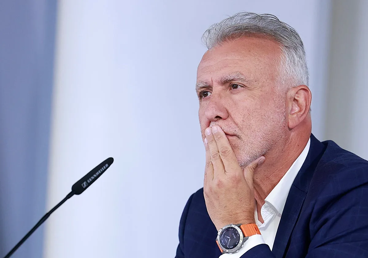 Torres respalda a Marlaska y rechaza las palabras de Robles: «No hubo comunicación de la llegada de miles de personas»