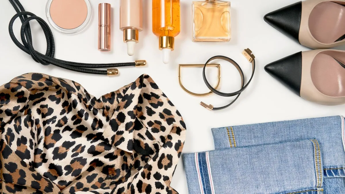 45 Prozent Rabatt: Für den perfekten Leo Look: Skechers Sneaker mit Animal Print im Angebot