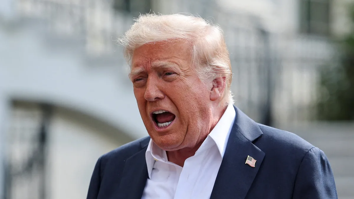 Attention-Hungry Trump Mentioned Less and Less on MAGA Podcasts
