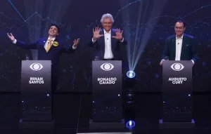 Campanha de Lula aciona TSE contra Renan Santos e Caiado por ataques em debate