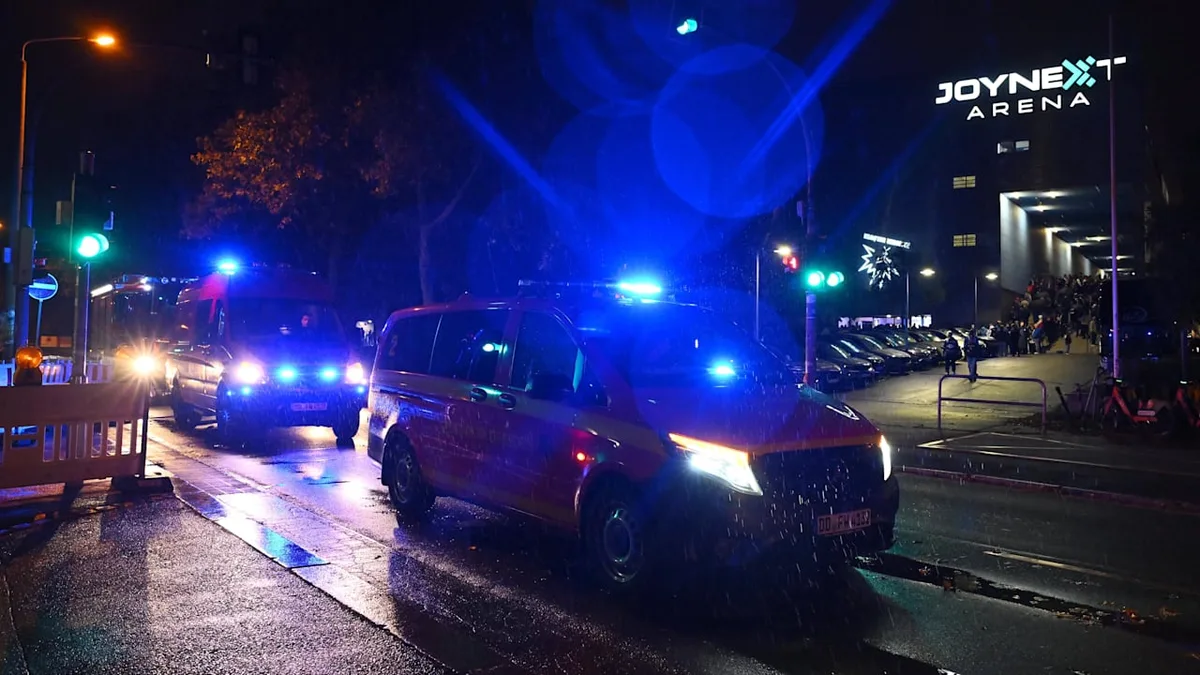 Alarm in Dresden - Eishalle kurz vor Spielbeginn evakuiert