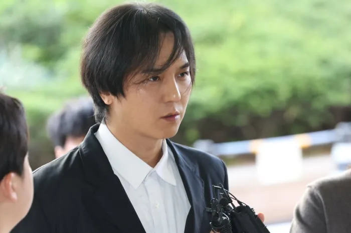 '집유 확정' 송민호, 결국 102일 재복무한다…병무청 절차 검토 착수[SC이슈]
