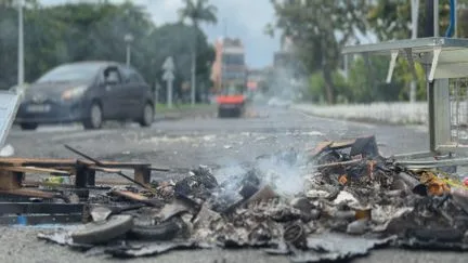Pillages et violences en Guadeloupe : le préfet instaure un couvre-feu pour les mineurs