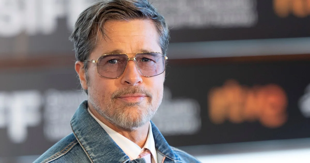 Brad Pitt, actor de Hollywood de 62 años: “Por naturaleza, siempre estoy en movimiento, amigo. Mi teoría es: sé como un tiburón. Simplemente tienes que seguir moviéndote. No puedes detenerte”