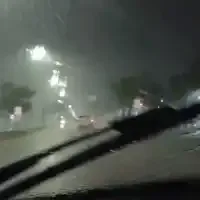 Tempo fecha de novo e previsão de chuva se confirma na Capital
