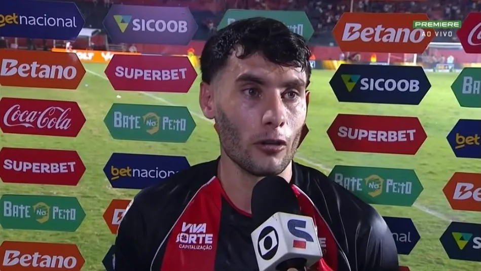 Martínez lamenta derrota e critica Vitória no segundo tempo: "Parece que não estava querendo jogar"