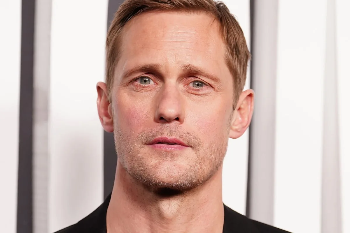 Alexander Skarsgard ‘stays away from social media opinions about himself’