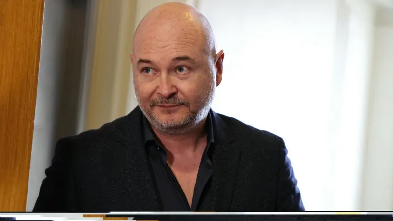 Accusé de viols, l'animateur Cauet arrive sur la radio Europe 1 à partir de ce jeudi