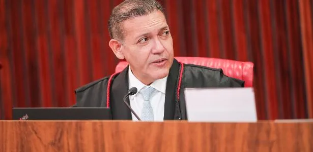 Após luta de liminares, ministros negociam trégua para manter imagem do TSE
