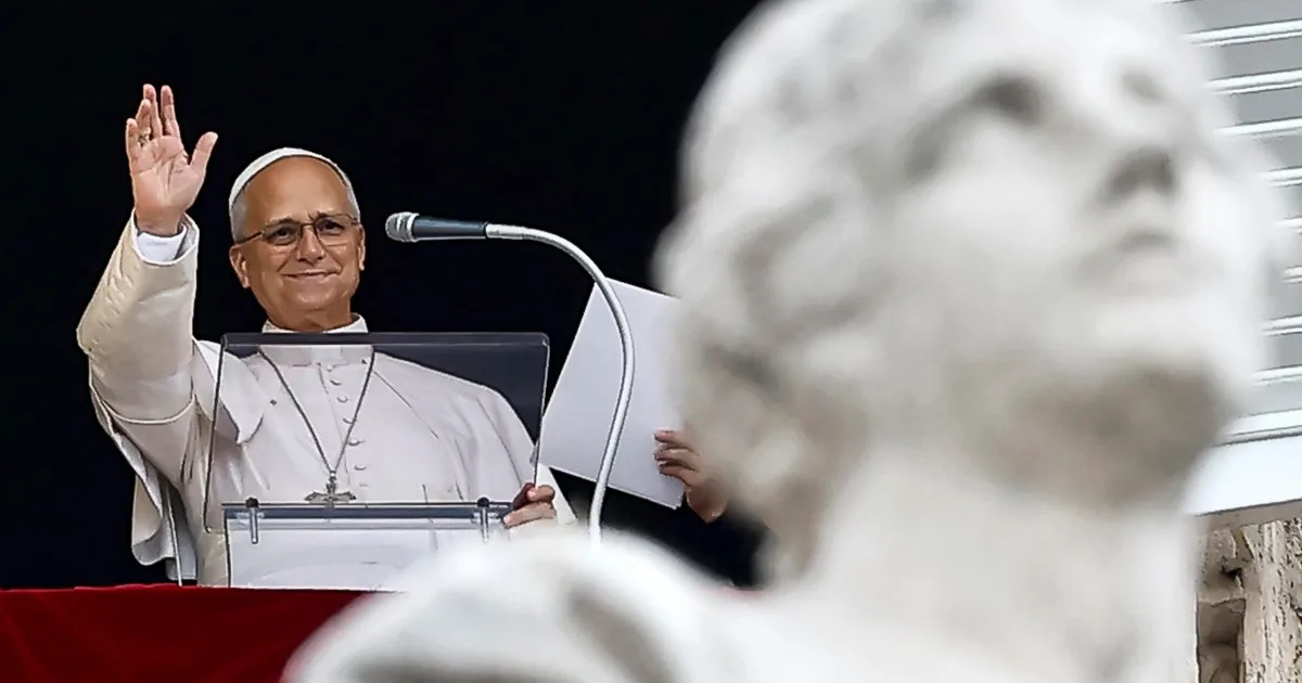 La salud del papa León XIV, EN VIVO: su reaparición en el Ángelus y qué se sabe del viaje a la Argentina