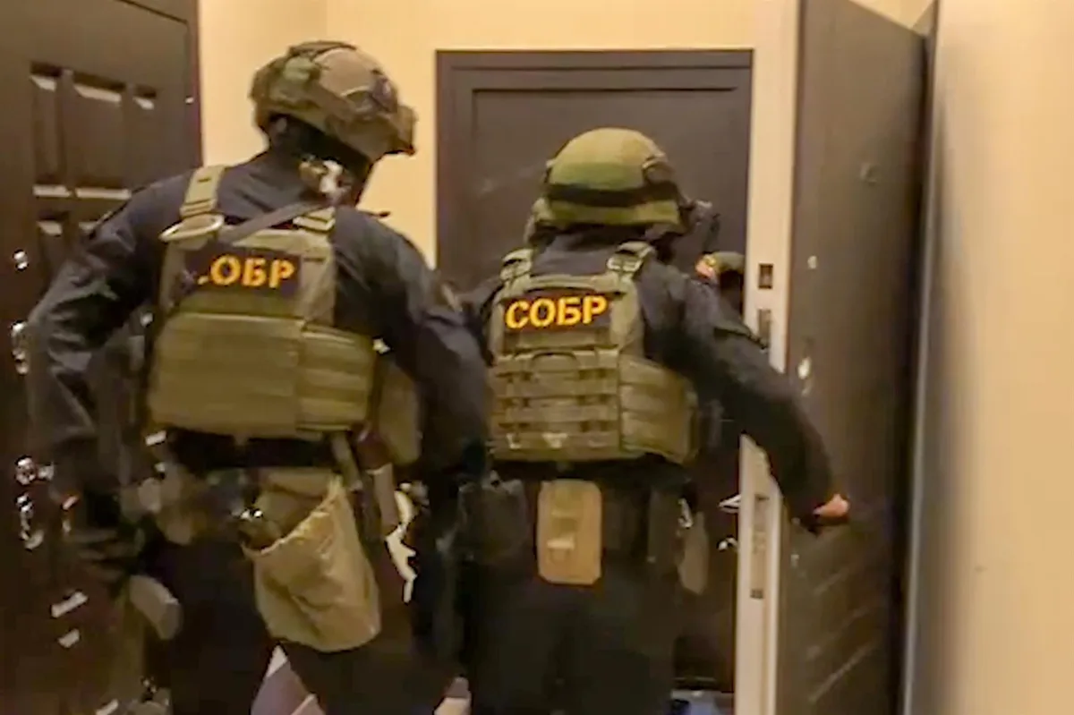 Rusia detiene a ocho sospechosos de un intento de sabotaje a una empresa de defensa en Moscú