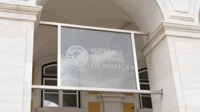 Juízes são garante do Estado de direito contra "soluções simplistas"