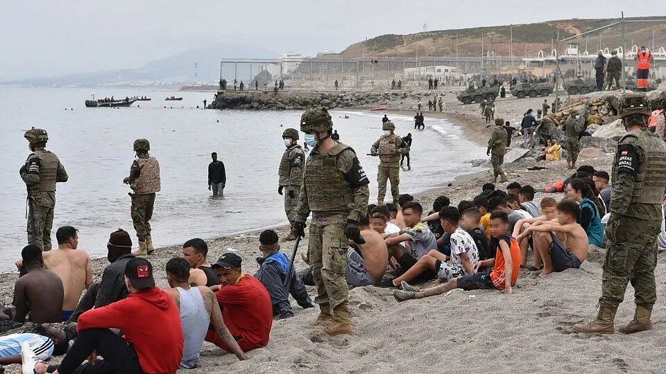 Migrações: Ceuta e Melilla sem incidentes após incitações para nova entrada em massa
