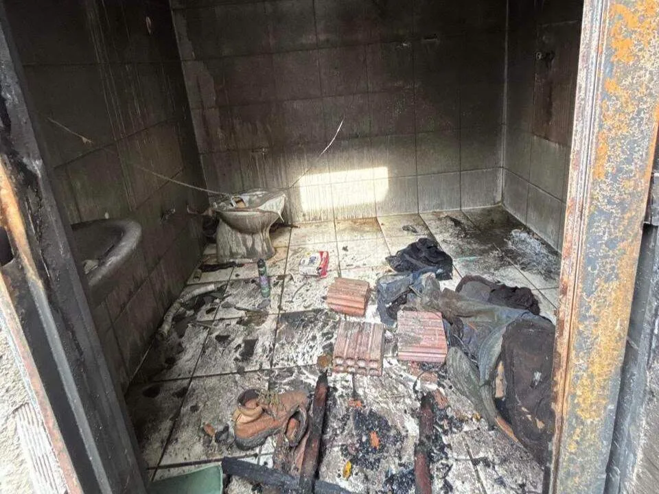 Incêndio em residência deixa homem de 51 anos morto no interior do imóvel