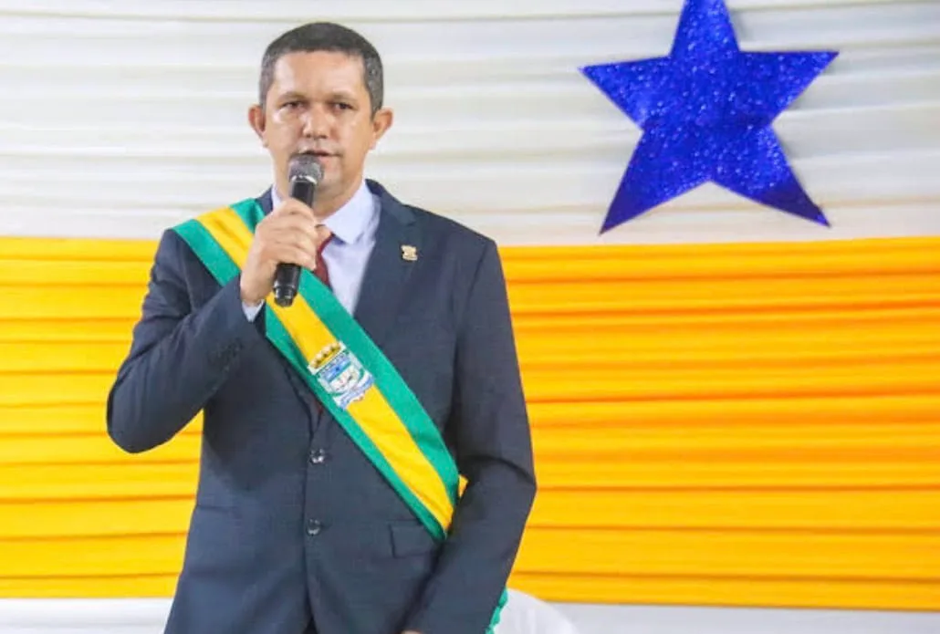 Prefeito de Rodrigues Alves exonera duas secretárias, incluindo a esposa do vice-prefeito