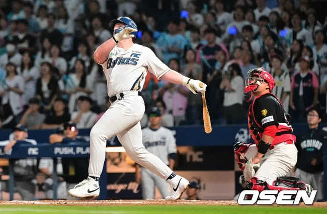 "10년 만에 티배팅" 홈런왕 방출하고 데려온 야심작, 루틴 바꾸고 2G 연속포...비로소 영입 이유 증명하나