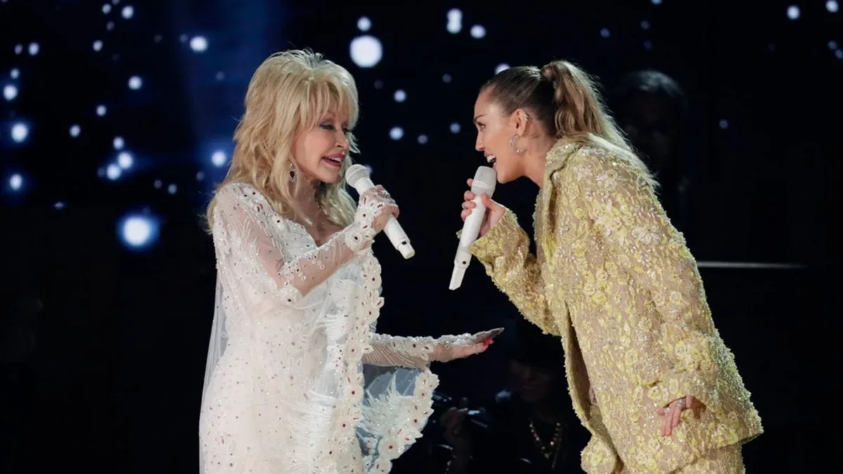 „Für die Ewigkeit“: Miley Cyrus erinnert sich an Dolly Parton