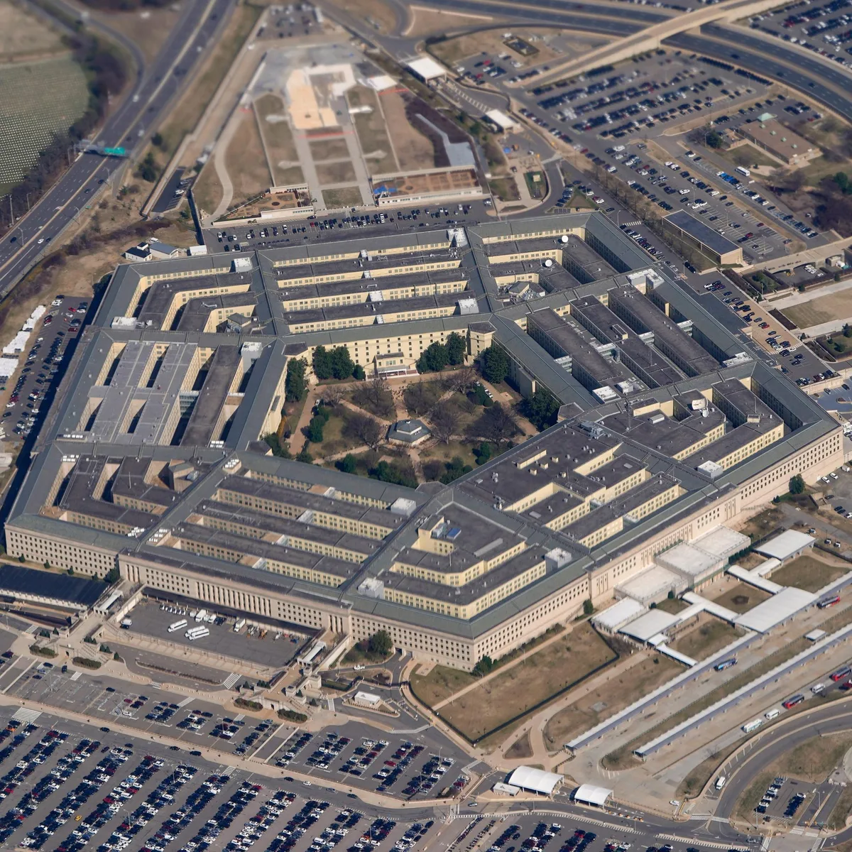 Medien - Pentagon entlässt Leitung der US-Militärzeitung "Stars and Stripes" - Chefredakteur pocht auf redaktionelle Unabhängigkeit