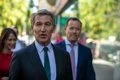 Feijóo llama "coalición de desesperados" al pacto del PSOE y Frente Amplio para el Senado, "una hipocresía más"
