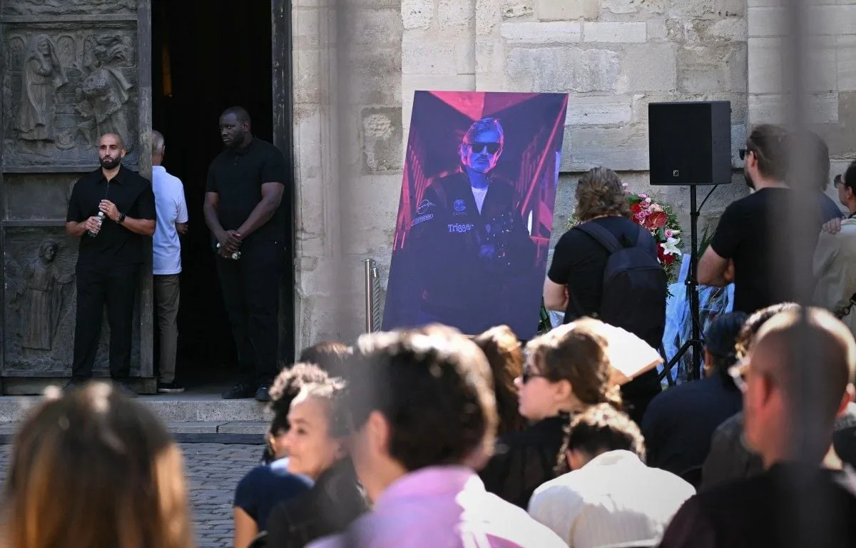 Mort de Kavinsky : Nicolas Duvauchelle, Thomas Bangalter, Quentin Dupieux… Les personnalités présentes aux obsèques