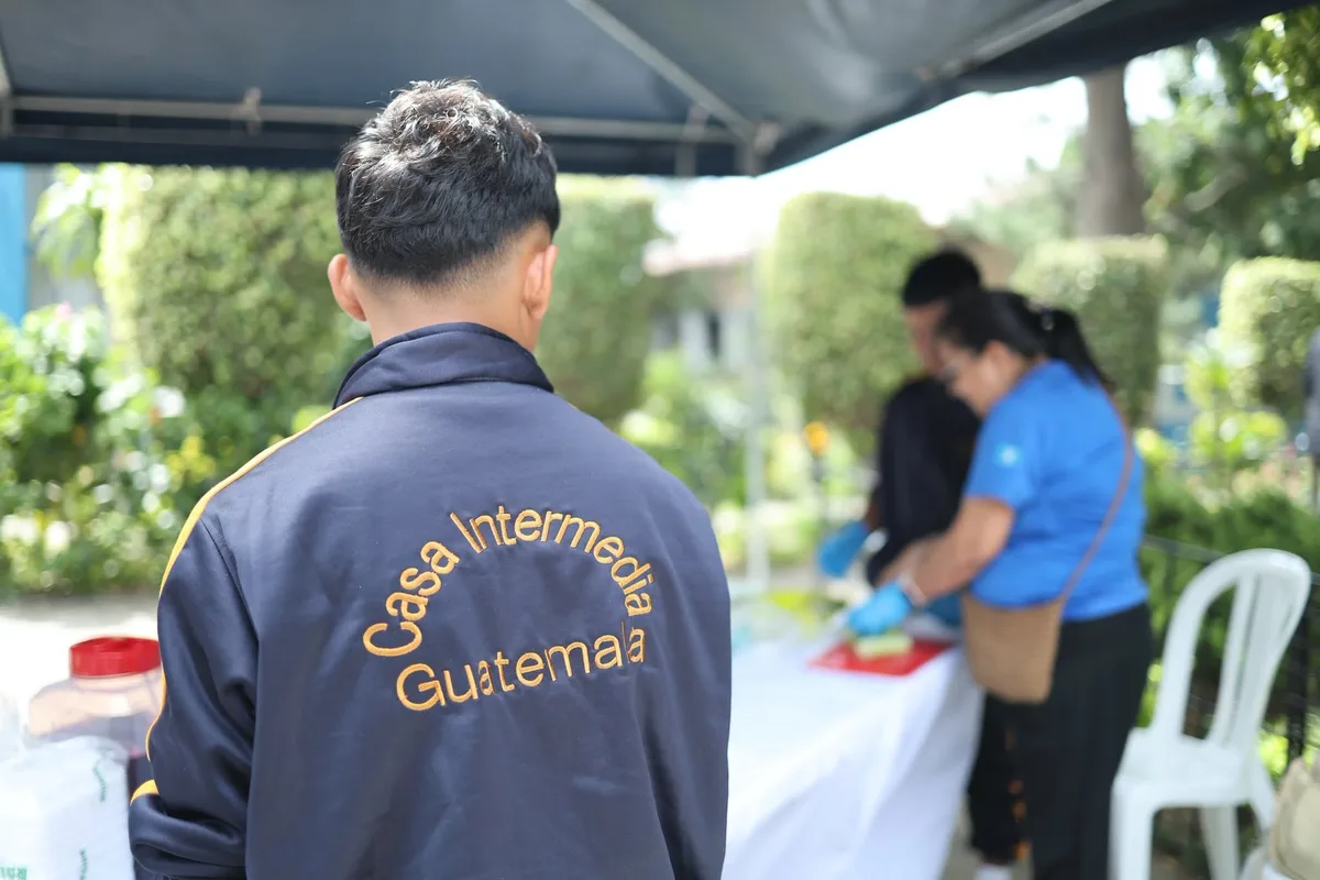 El Congreso de Guatemala analiza reformar la Ley de Adopciones para evitar institucionalización de niños