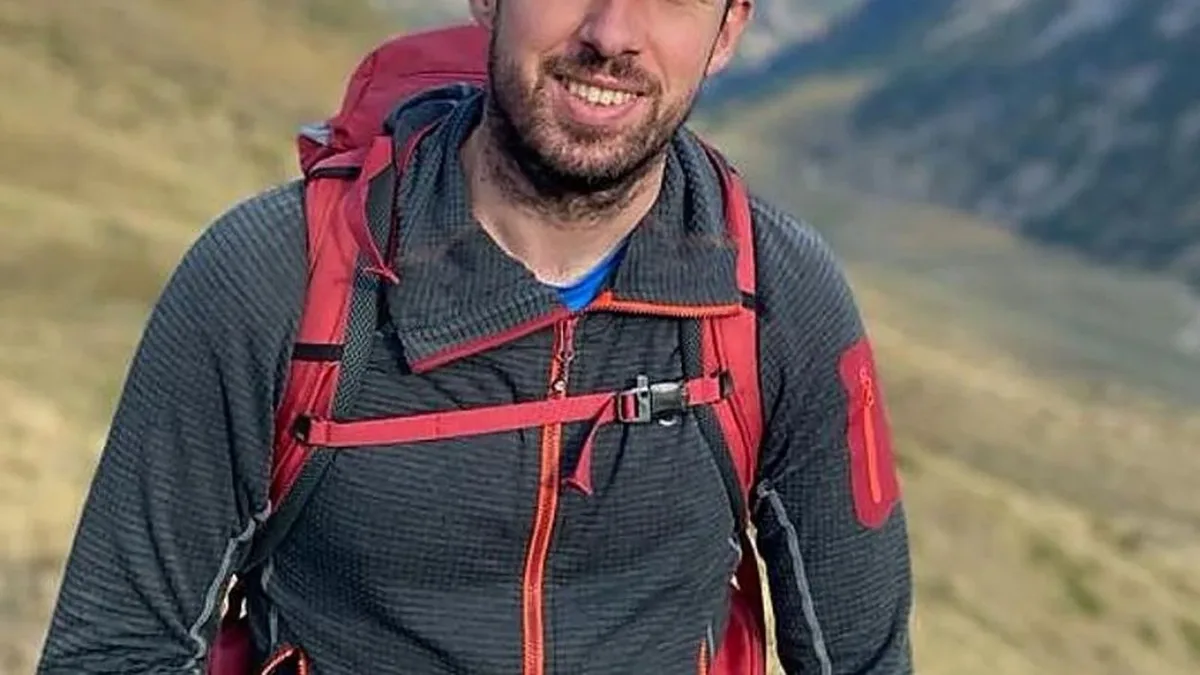 El glaciólogo español Eñaut Izagirre relata como vivió la riada en Nepal: "La vida sigue, son un país resiliente y están expuestos a estos eventos"