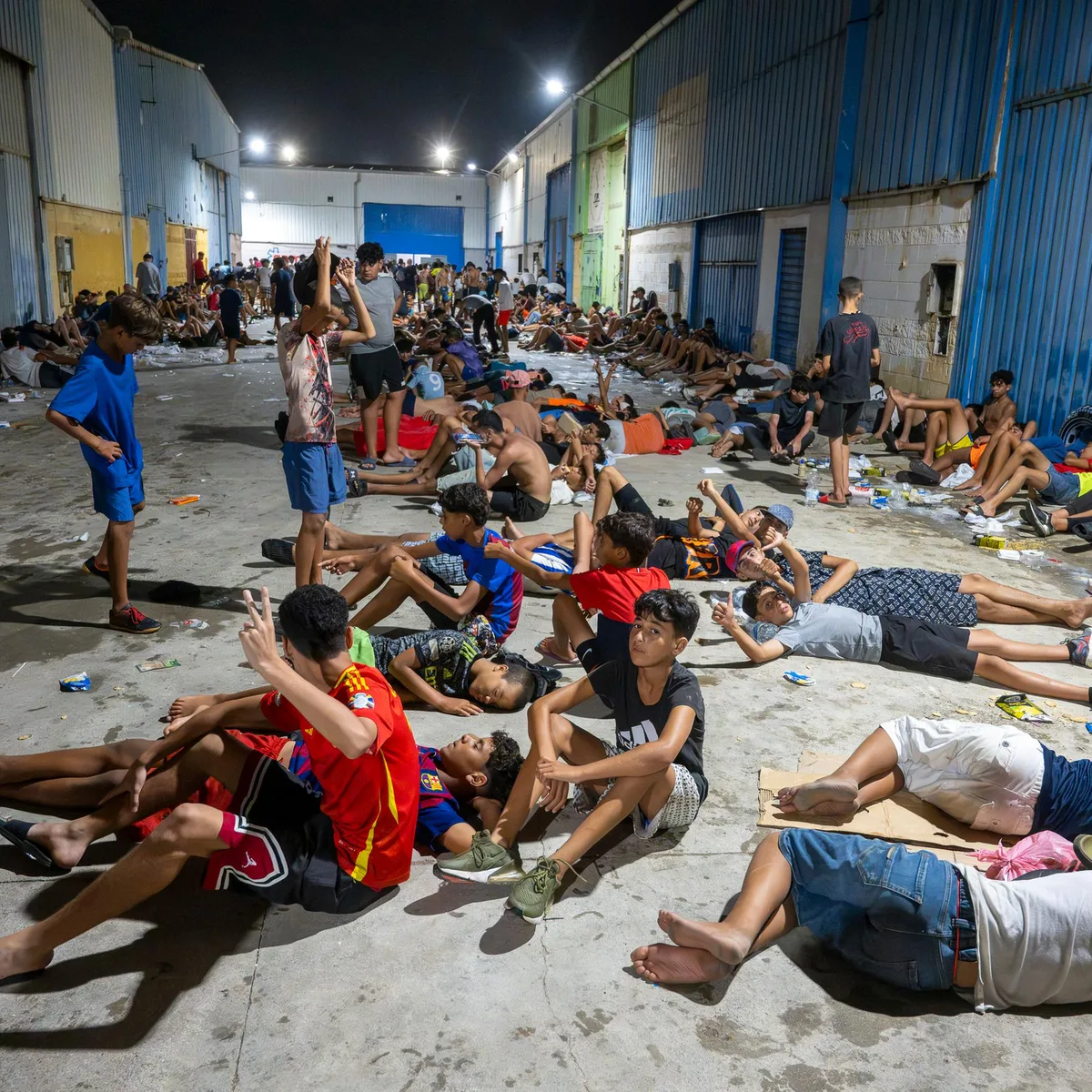 Migration - Ceuta: Spanien will 500 unbegleitete Minderjährige auf das Festland bringen