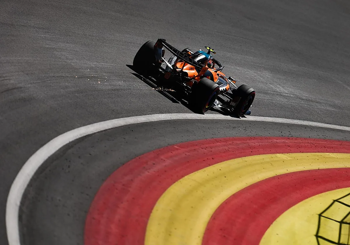 Norris deja su firma en la primera pole de Madring
