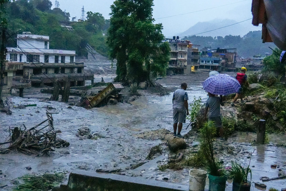Crues au Népal et au Tibet : l’Himalaya ravagé par un tsunami de roches et de glace