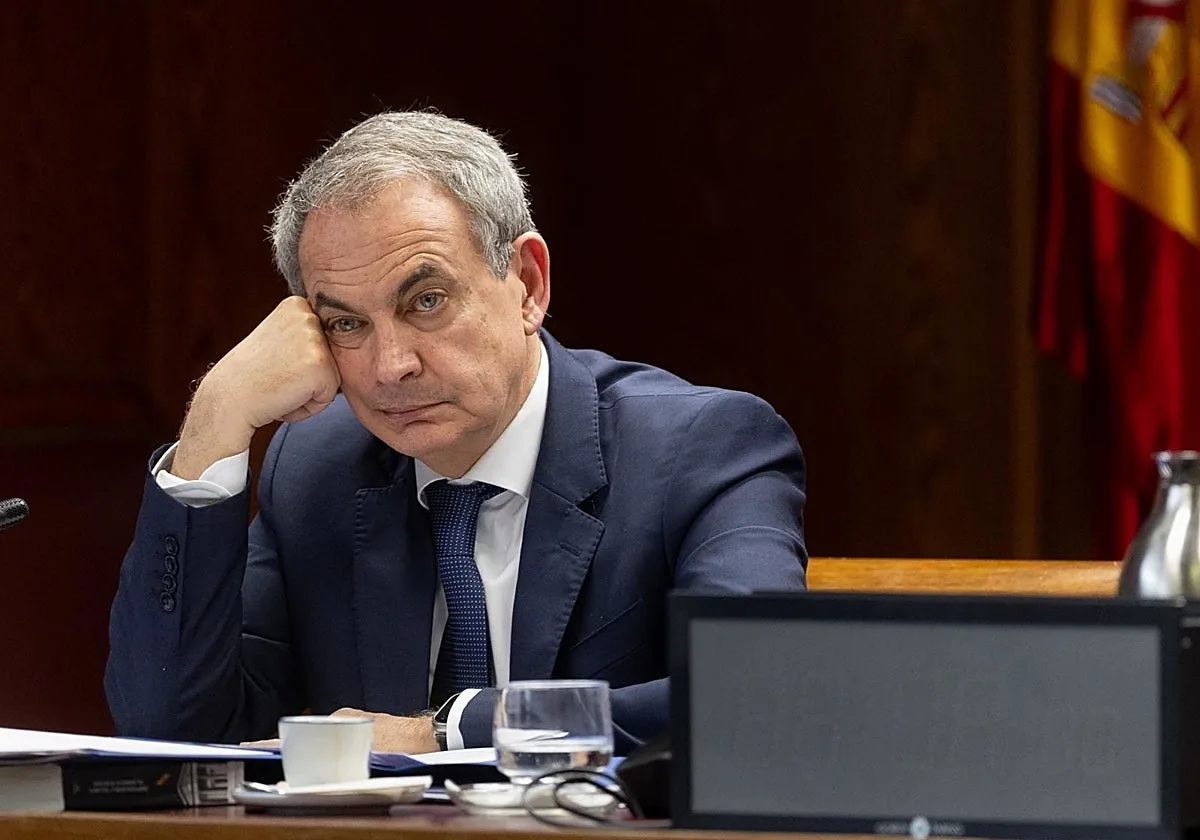 Inspectores de Hacienda señalan que las explicaciones de Zapatero no diluyen la sombra del delito fiscal