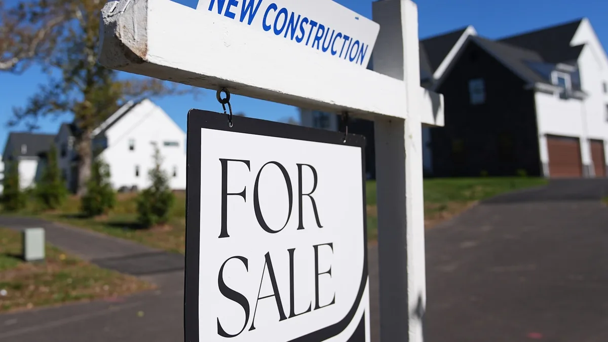 Mortgage rates dip slightly for first time in 6 weeks, still steeper than last year