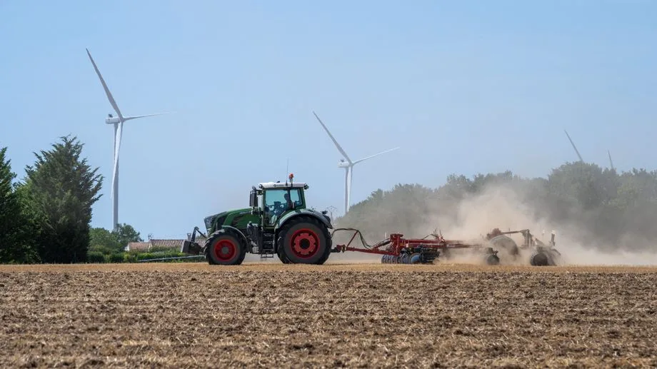 Sécheresse : le gouvernement envisage des prêts garantis pour aider les agriculteurs
