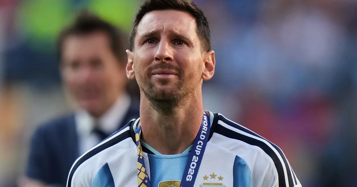 Messi escribió a mano su despedida: qué sucede en el cerebro al escribir en papel y por qué las pantallas no producen el mismo efecto