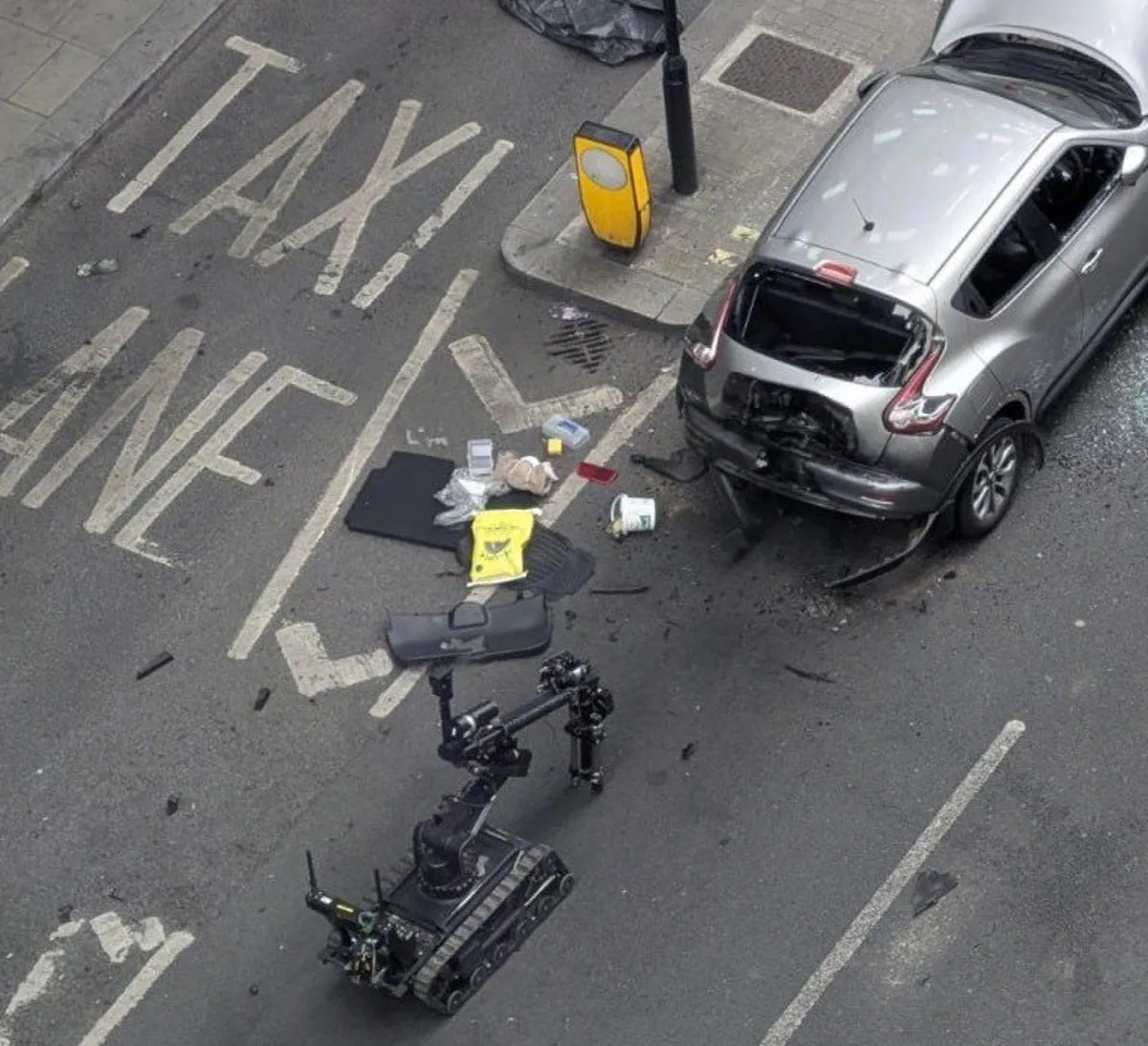 Eurostar passengers face delays after ‘controlled explosion’ of unattended car outside London station