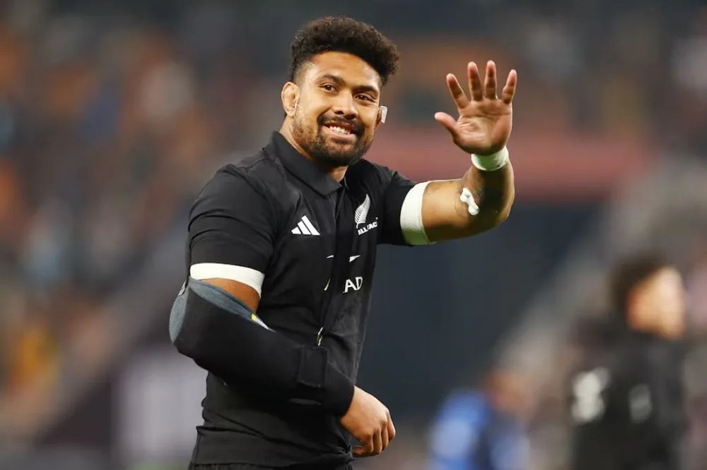 All Blacks captain Savea to have shoulder surgery