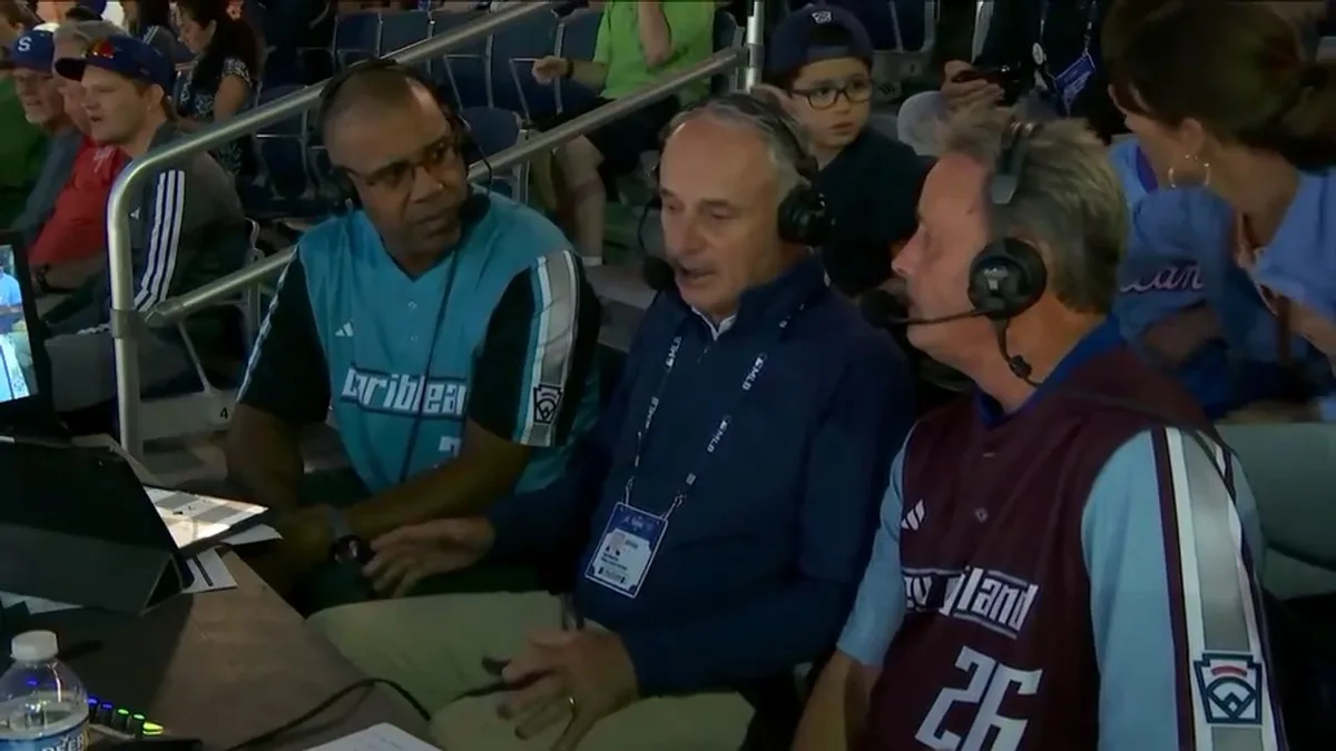 Manfred: Blue Jays to face Cubs in 2027 Little League Classic