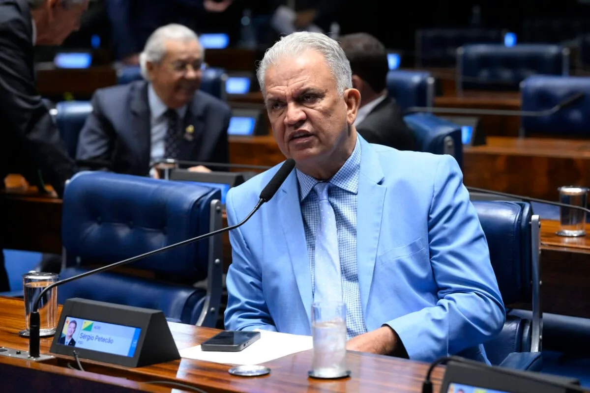 Petecão defende mais direitos e proteção para motoristas e entregadores de aplicativos