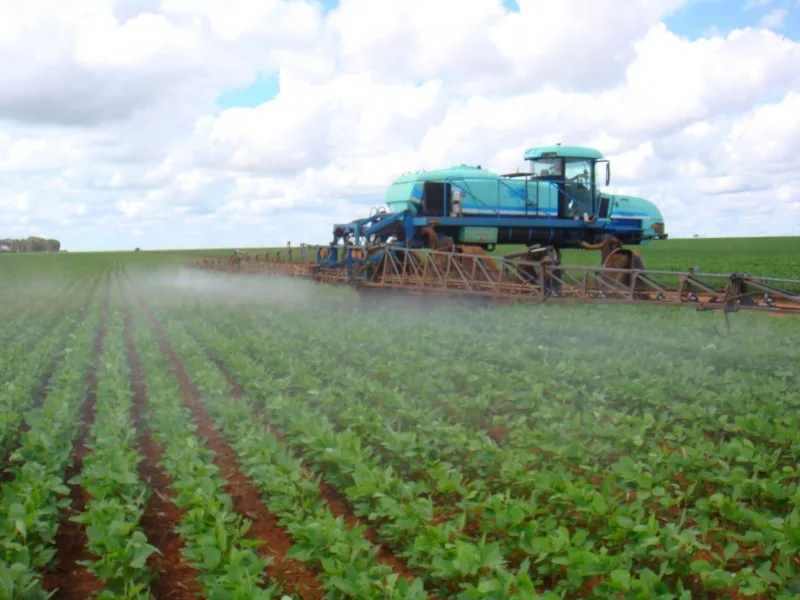 Deriva de herbicidas causa prejuízos de R$ 210 milhões, mostra pesquisa