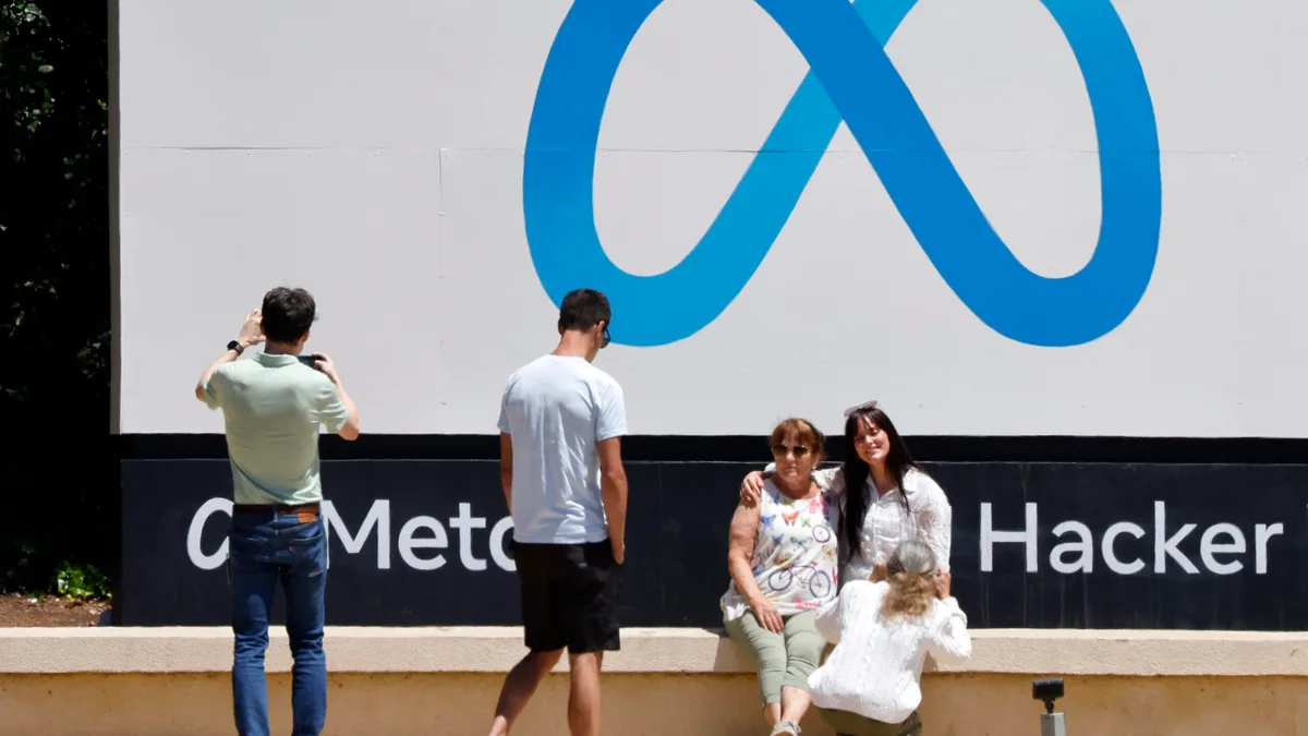 Meta vai pagar até 16,68 mil milhões de dólares por danos causados a crianças