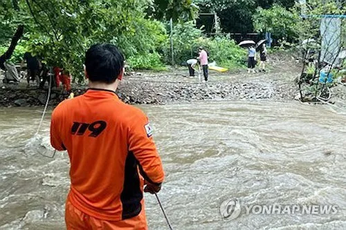 전남광주 폭우에 고립사고 잇따라…16명 구조