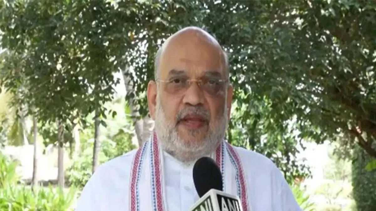 'Anti-national decision': Amit Shah slams Congress's stand to stick to first two stanzas of Vande Mataram