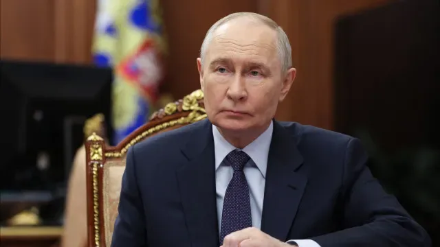 Putin diz que envio de tropas europeias equivale a "guerra contra Rússia"