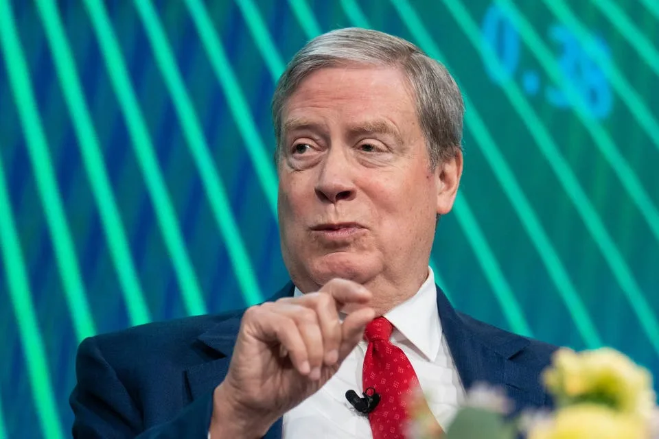 Wall Street Journal Defends Publishing Billionaire’s AI-Generated Op-Ed Criticizing Bessent