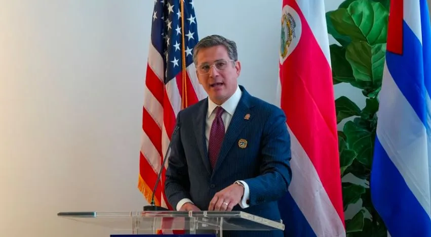 Costa Rica tildó de "vil tiranía" al régimen castrista de Cuba y reafirmó la ruptura diplomática