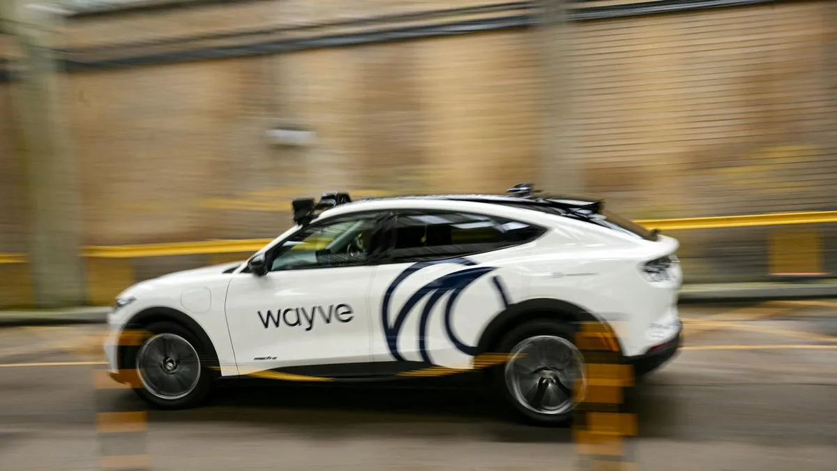 Autonomes Fahren: Uber und Wayve starten in London mit Robotaxi-Fahrten