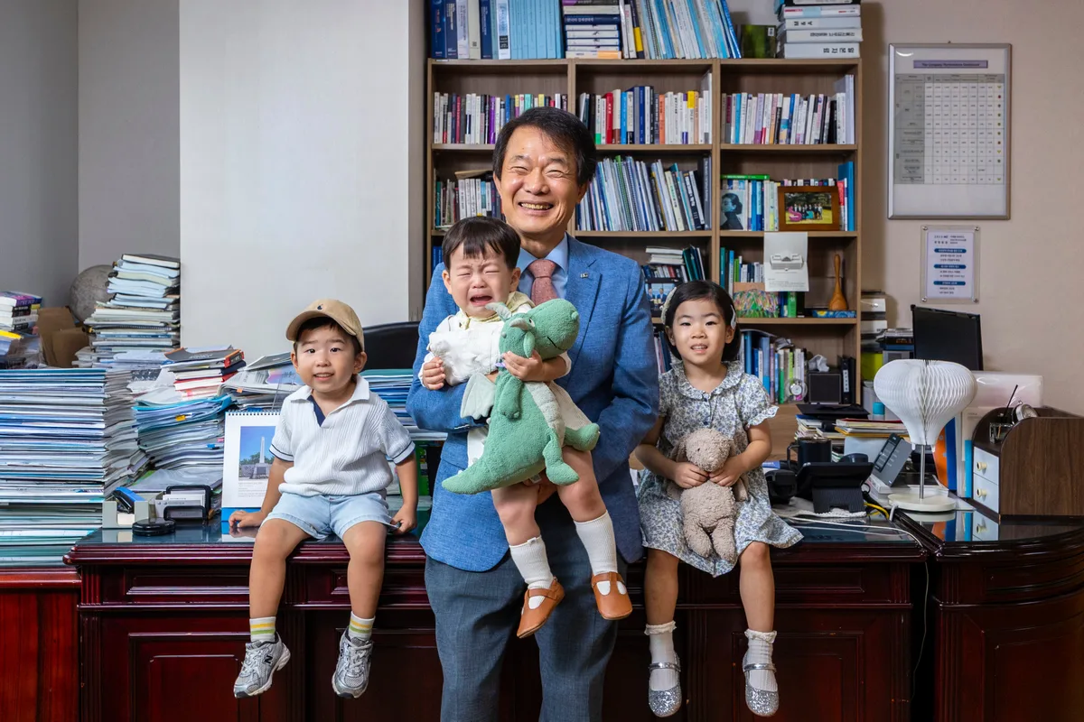 “100년 뒤 한국 인구 753만… 아기 웃음 사라지면 다같이 침몰한다”