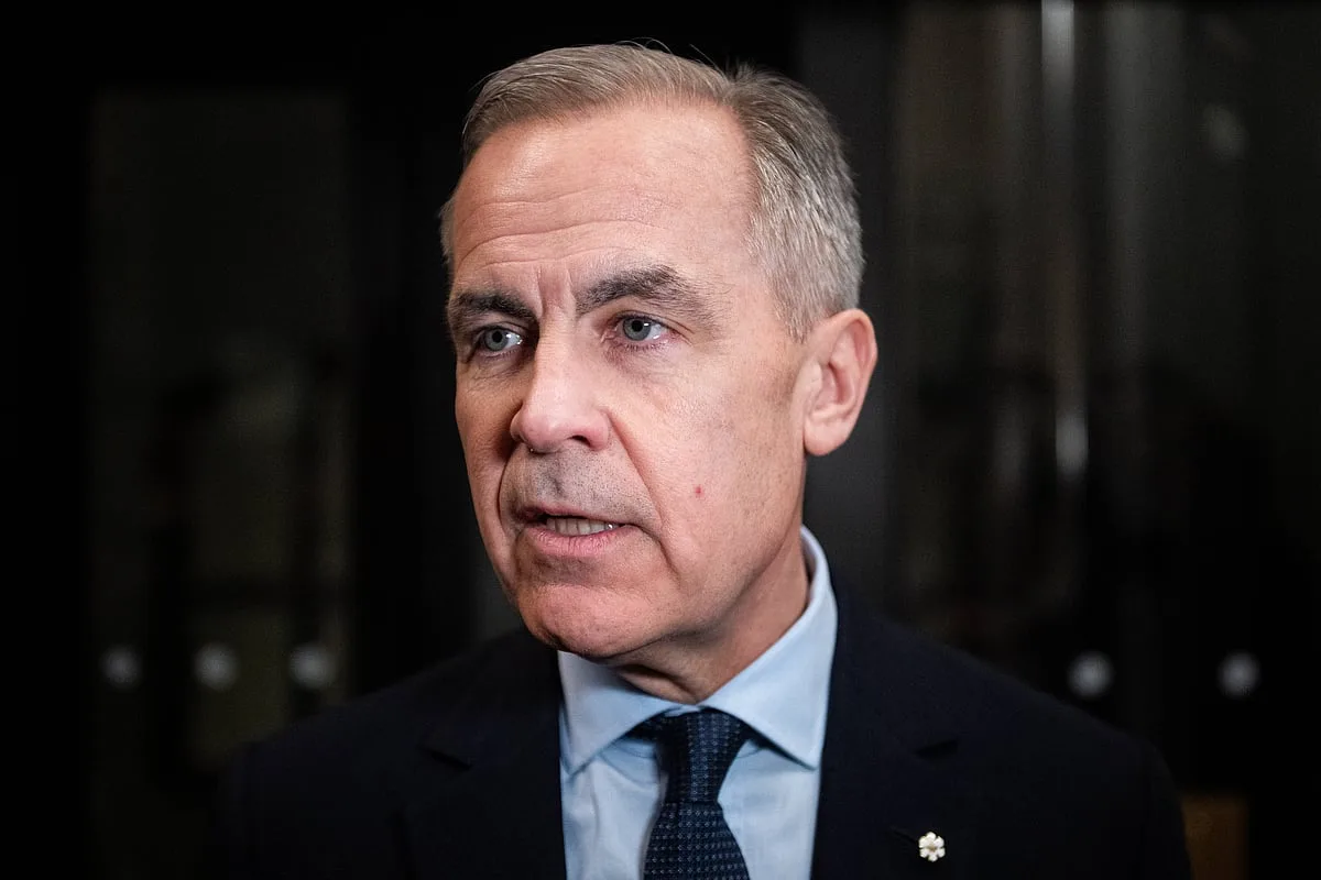 Incêndio em base militar canadiana em Alberta causa mortos e feridos