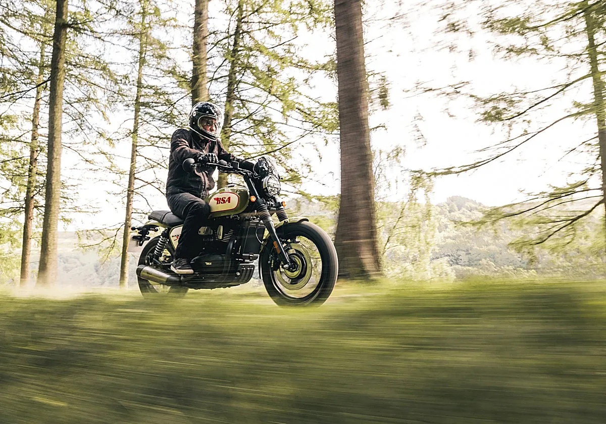 BSA amplía la gama Bantam 350 con el acabado histórico Mist Green