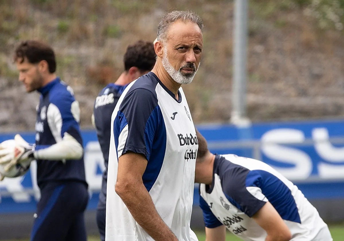 Matarazzo: «Viajamos a Sevilla con la confianza de ganar»