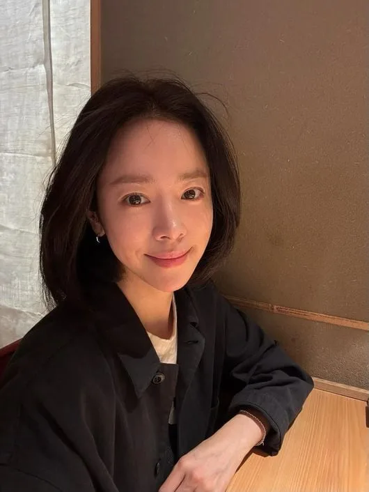 "잘 지내시죠" 한지민, '최정훈♥' 황당 결별설 …4개월만 생존신고 [Oh!쎈 이슈]
